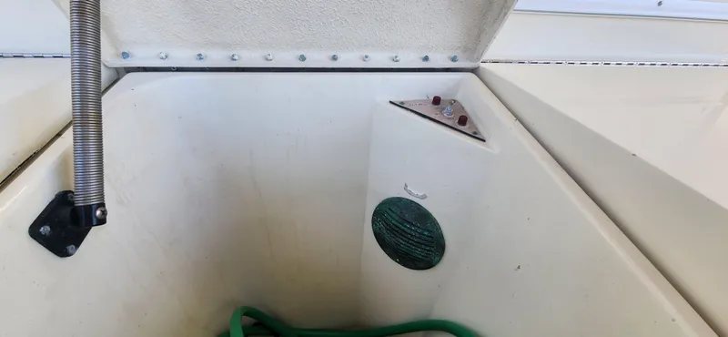 Slide: The Image of Hatteras 65 Convertible 1987 - 137