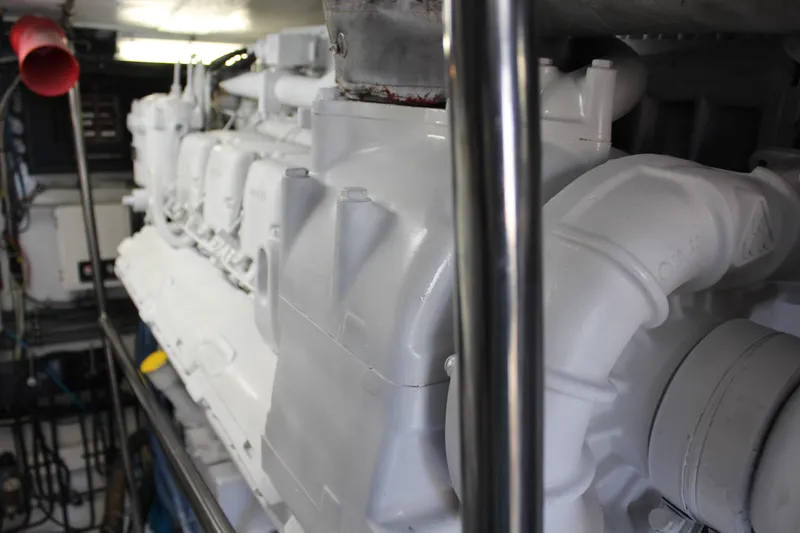 Slide: The Image of Hatteras 65 Convertible 1987 - 60