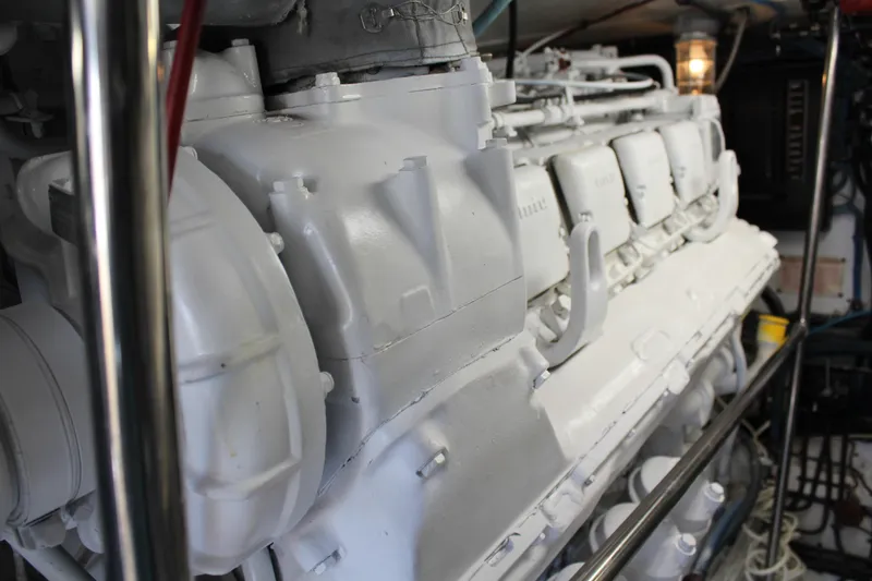 Slide: The Image of Hatteras 65 Convertible 1987 - 62