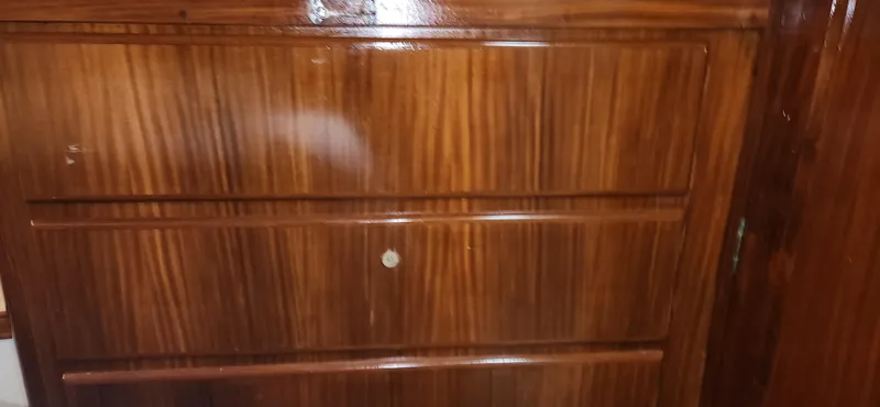 Slide: The Image of Hatteras 65 Convertible 1987 - 75