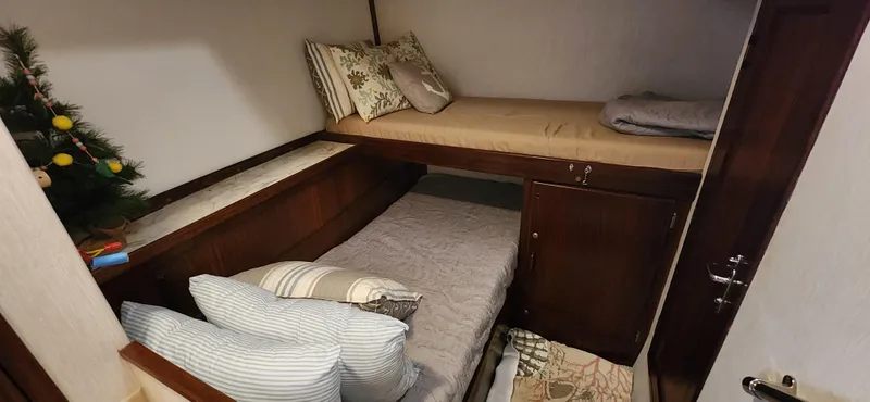 Slide: The Image of Hatteras 65 Convertible 1987 - 84