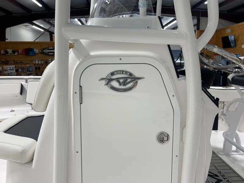 Slide: The Image of Tidewater 210 LXF 2025 - 30