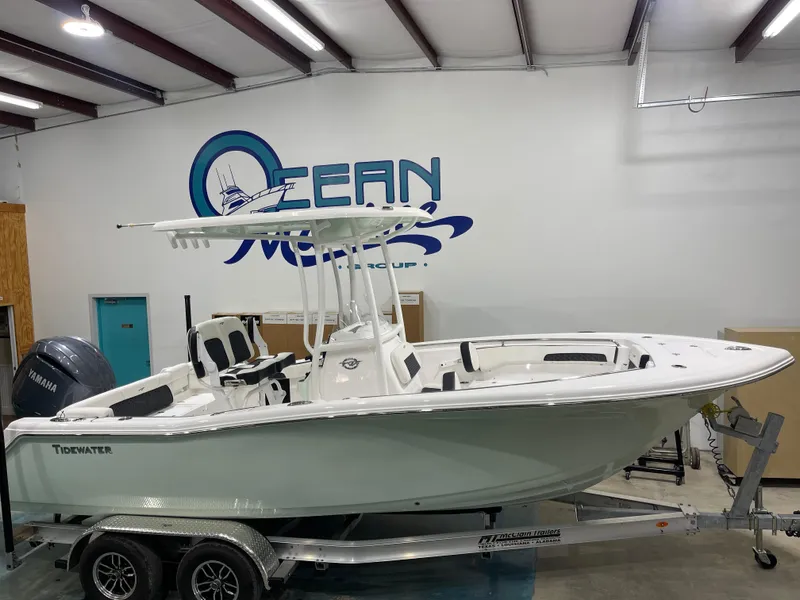 Slide: The Image of Tidewater 220 LXF 2025 - 1