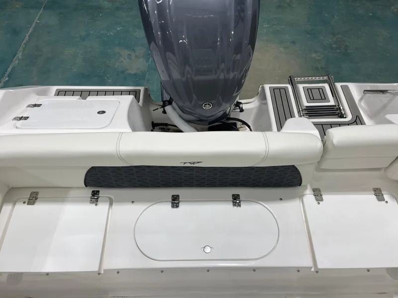 Slide: The Image of Tidewater 220 LXF 2025 - 19