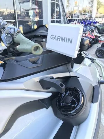 Slide: The Image of Sea-Doo FISH PRO 2025 - 22