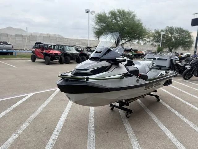 Slide: The Image of Sea-Doo FISH PRO 2025 - 8