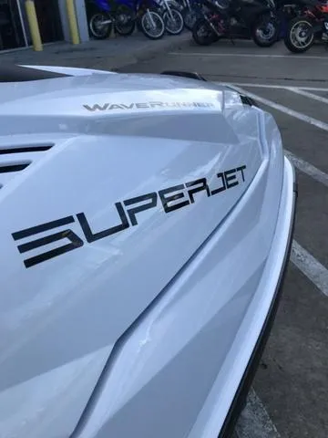 Slide: The Image of Yamaha SJ1050-B 2025 - 6