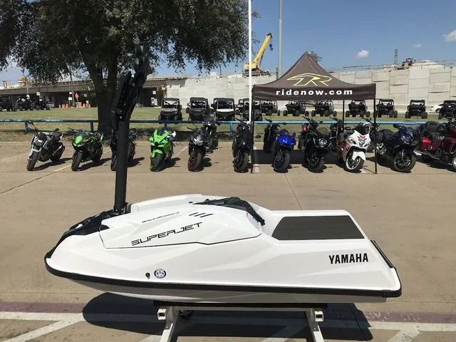 Slide: The Image of Yamaha SJ1050-B 2025 - 9