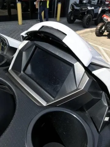 Slide: The Image of Yamaha FX Cruiser SVHO 2025 - 15