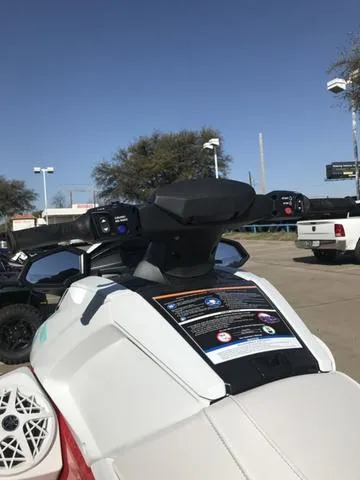 Slide: The Image of Yamaha VX Limited 2025 - 11