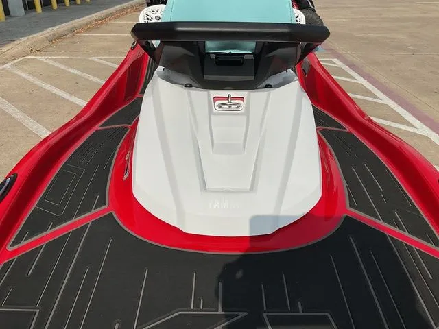 Slide: The Image of Yamaha VX Limited 2025 - 15