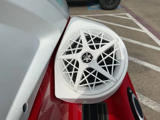 Slide: The Image of Yamaha VX Limited 2025 - 22