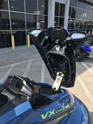 Slide: The Image of Yamaha VX Cruiser HO 2025 - 15