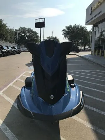 Slide: The Image of Yamaha VX Cruiser HO 2025 - 6