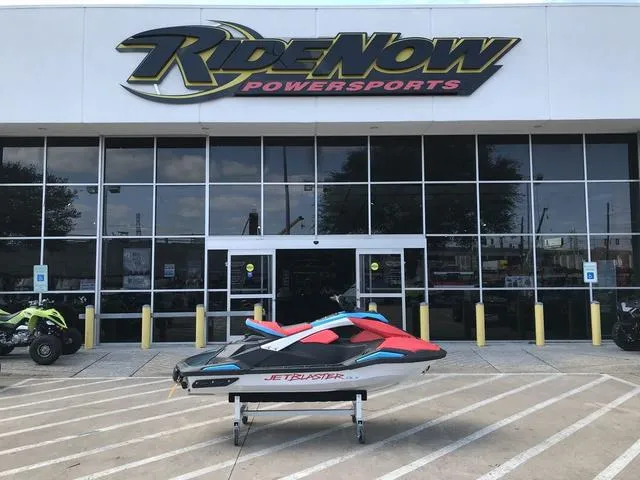 The Image of Yamaha JetBlaster DLX 2-Up 2025 - 1