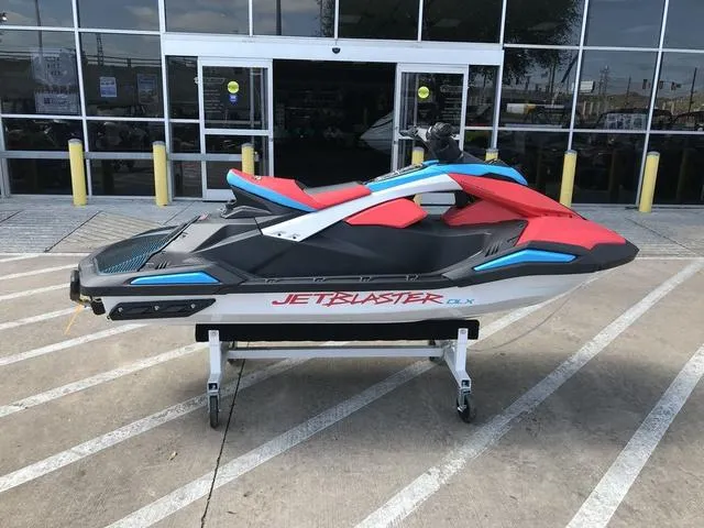 Slide: The Image of Yamaha JetBlaster DLX 2-Up 2025 - 3