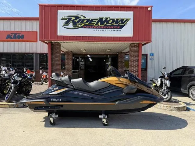 Slide: The Image of Yamaha FX Cruiser HO 2025 - 14