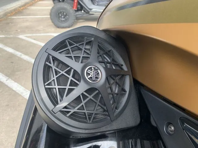 Slide: The Image of Yamaha FX Cruiser HO 2025 - 18