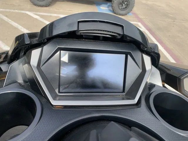 Slide: The Image of Yamaha FX Cruiser HO 2025 - 20