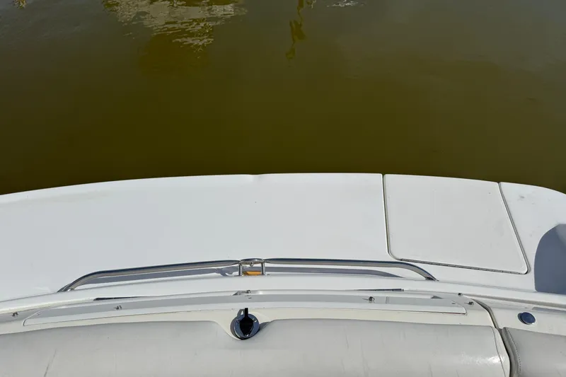 Slide: The Image of 1998 Sea Ray 280 Sun Sport boat deck with water view. - 19