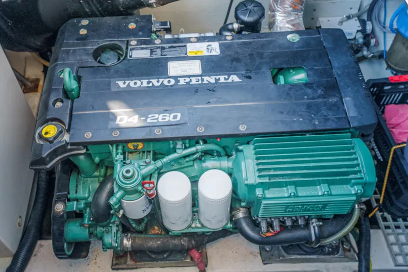 Slide: The Image of Volvo Penta D4-260 engine in 2017 Aquila 44 Yacht, detailed view. - 30