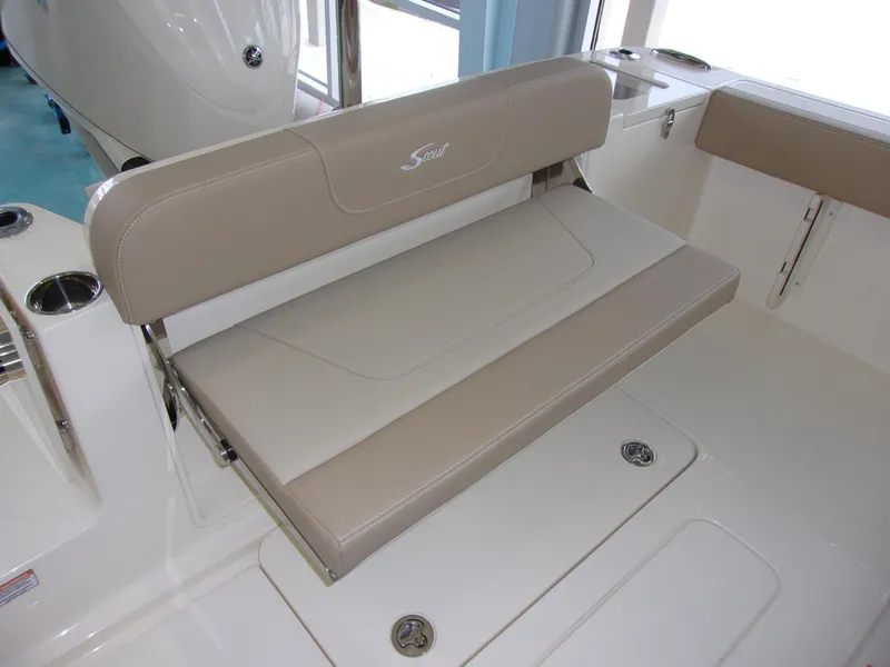 Slide: The Image of Scout XSF 240 2025 - 8