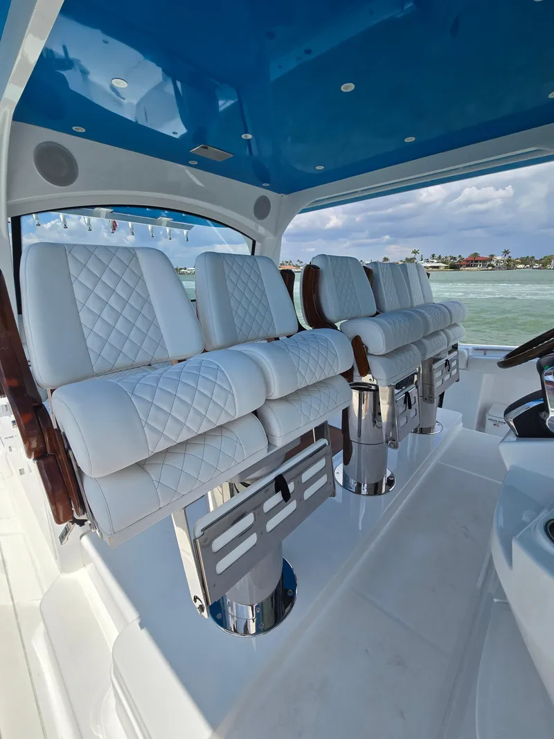 Slide: The Image of HCB 65 Estrella 2024 - 22