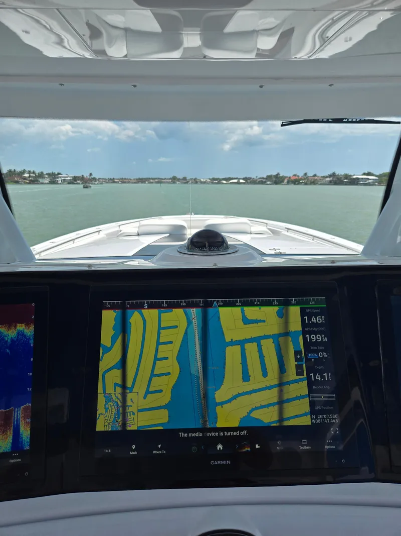 Slide: The Image of HCB 65 Estrella 2024 - 24