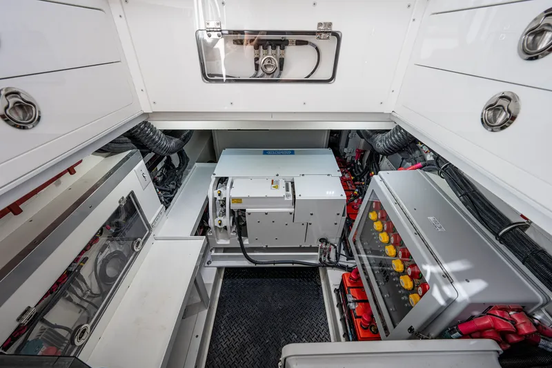 Slide: The Image of HCB 65 Estrella 2024 - 44