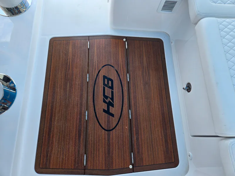 Slide: The Image of HCB 65 Estrella 2024 - 47