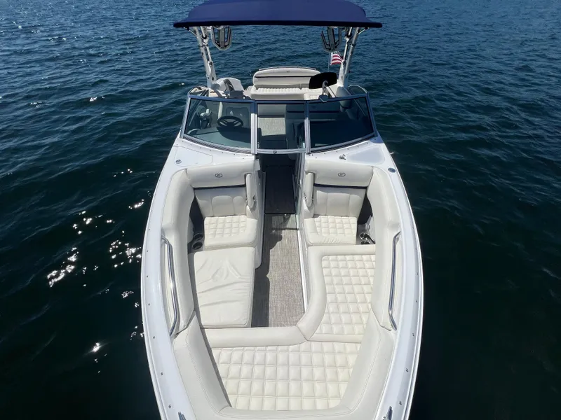 Slide: The Image of Cobalt R7 Surf 2019 - 21