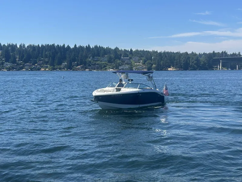 Slide: The Image of Cobalt R7 Surf 2019 - 4