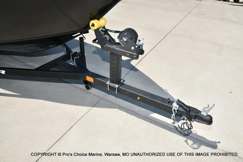 Slide: The Image of Tracker Super Guide V-16 2026 - 31