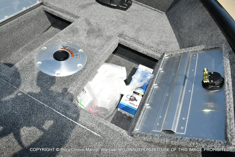 Slide: The Image of Tracker Super Guide V-16 2026 - 50