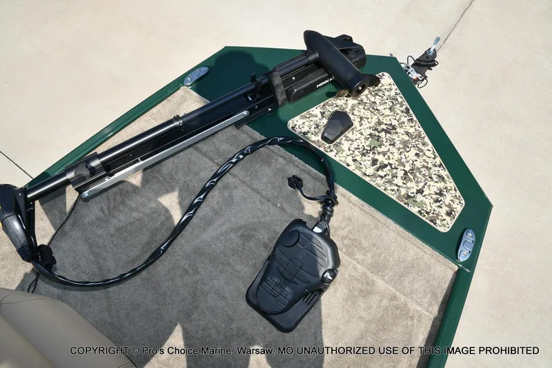 Slide: The Image of Tracker Bass Tracker Classic Limited 2026 - 52