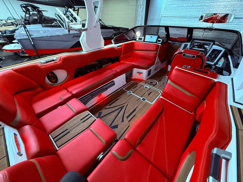 Slide: The Image of Supra SL 550 2023 - 25