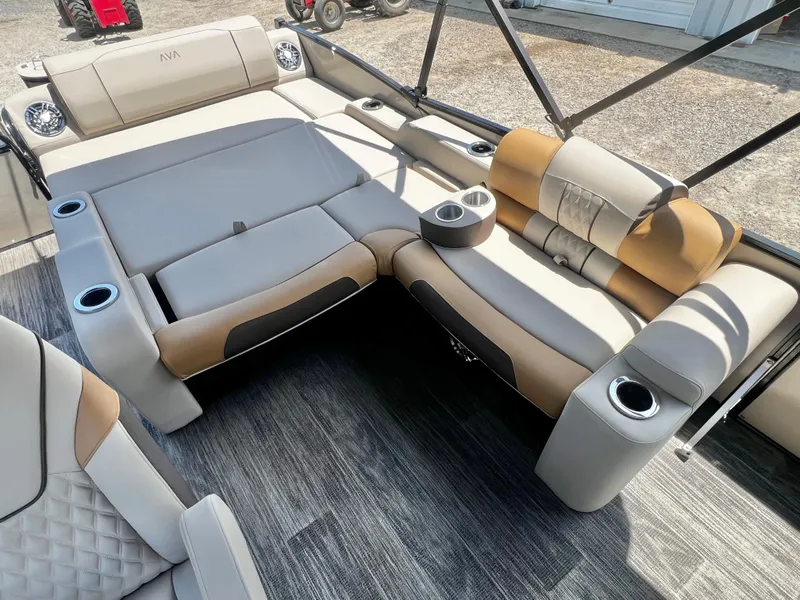 Slide: The Image of Avalon Catalina 25' Versatile Rear Lounge Triple-Toon - ARRIVES THURSDAY 6/12/2025! 2025 - 14