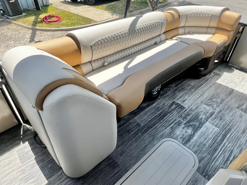 Slide: The Image of Avalon Catalina 25' Versatile Rear Lounge Triple-Toon - ARRIVES THURSDAY 6/12/2025! 2025 - 27
