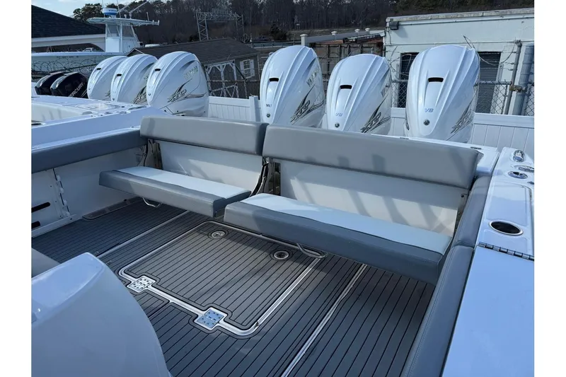 Slide: The Image of Everglades 395 Center Console 2022 - 25