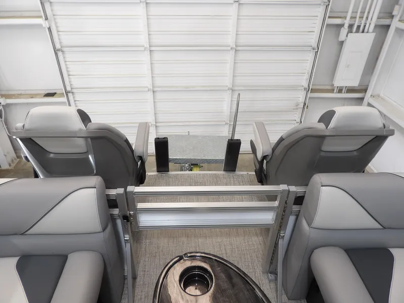 Slide: The Image of Avalon Venture Fish N Cruise - 23' 2025 - 11