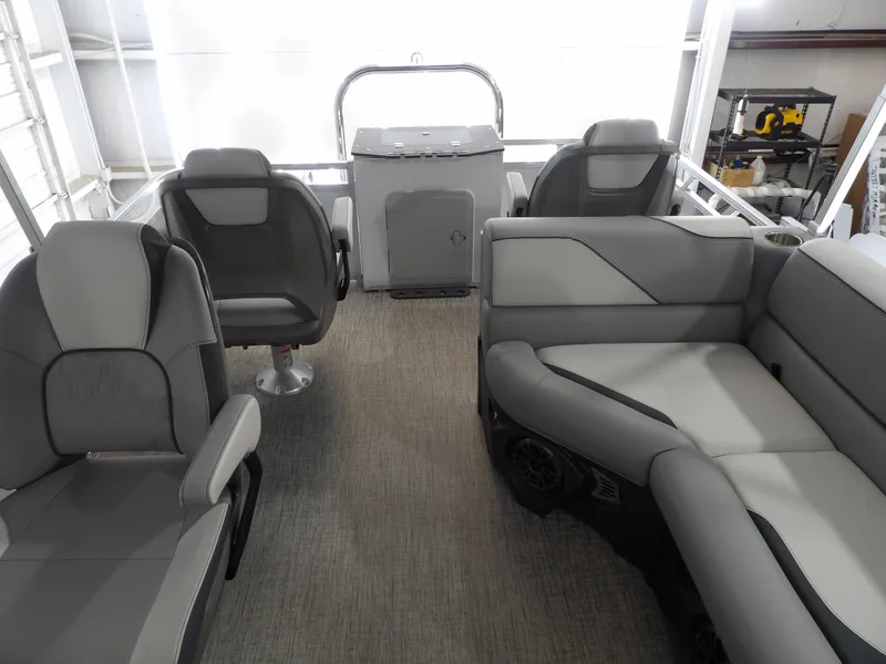 Slide: The Image of Avalon Venture Fish N Cruise - 23' 2025 - 16