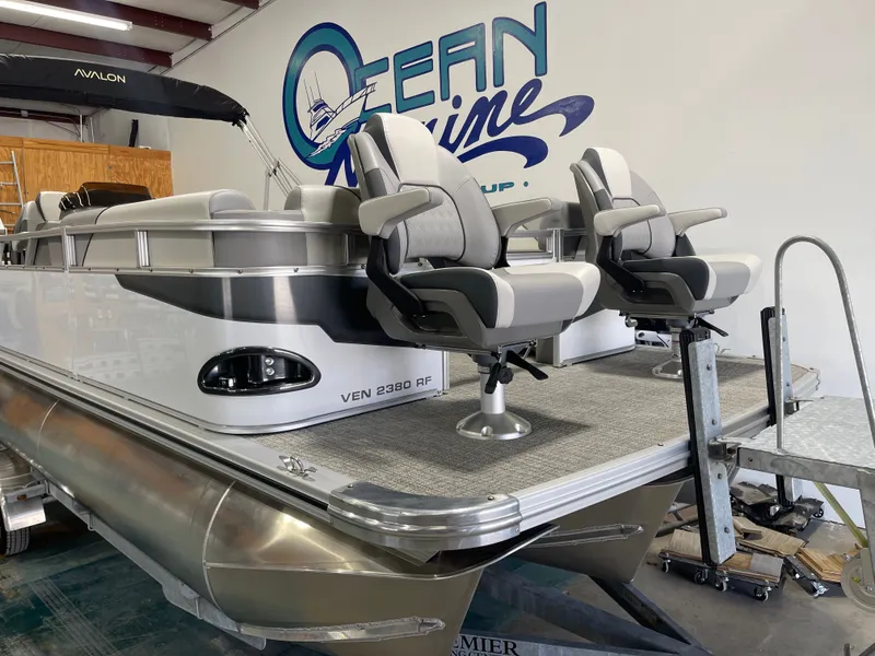 Slide: The Image of Avalon Venture Fish N Cruise - 23' 2025 - 28