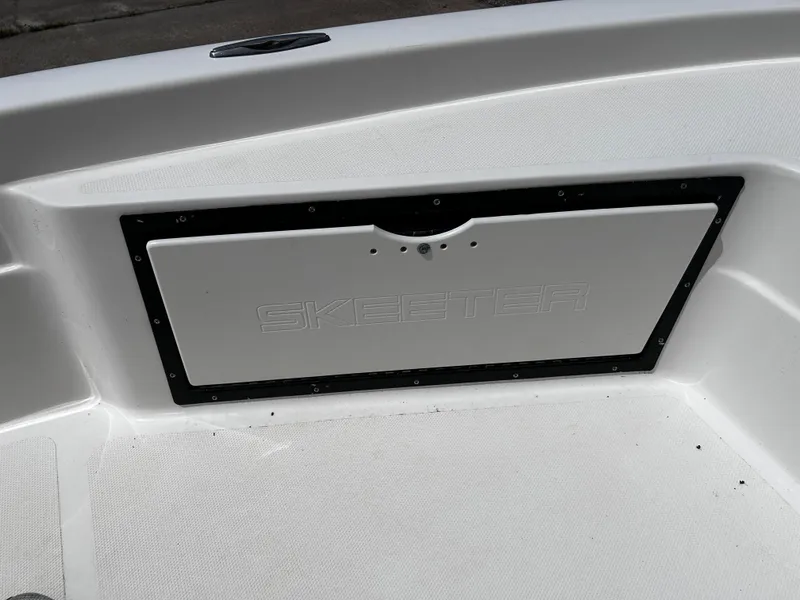 Slide: The Image of Skeeter 20 Zx 2007 - 14