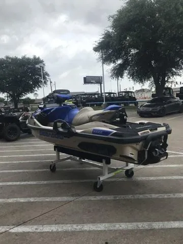 Slide: The Image of Sea-Doo Wake 2025 - 7