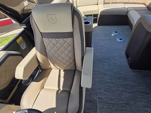 Slide: The Image of Aqua AP255ULC 2026 - 34