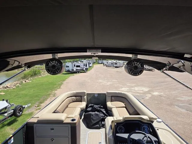 Slide: The Image of Godfrey AP255ULC 2026 - 26