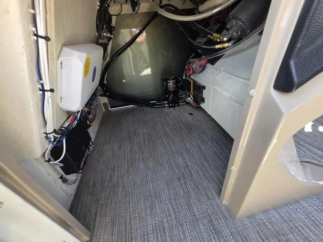 Slide: The Image of Godfrey AP255ULC 2026 - 50