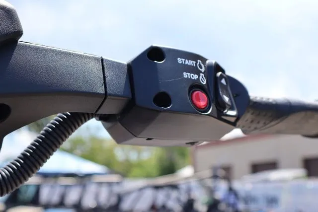 Slide: The Image of Yamaha GP SVHO-BLACK 2025 - 13