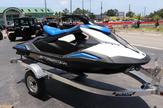 Slide: The Image of Yamaha JETBLASTER 2-BLACK/SPACE BLUE 2025 - 8