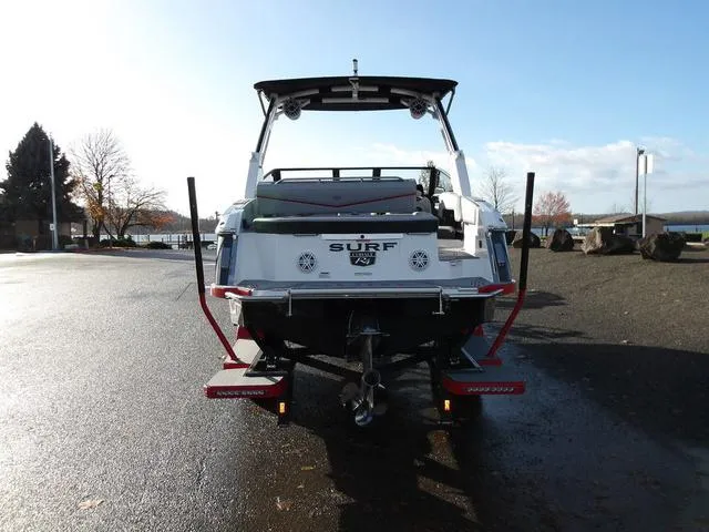 Slide: The Image of Cobalt R4 Surf 2025 - 5